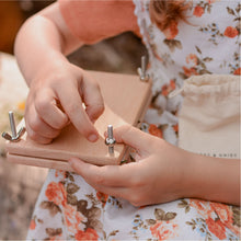 Load image into Gallery viewer, Flower Press Kit